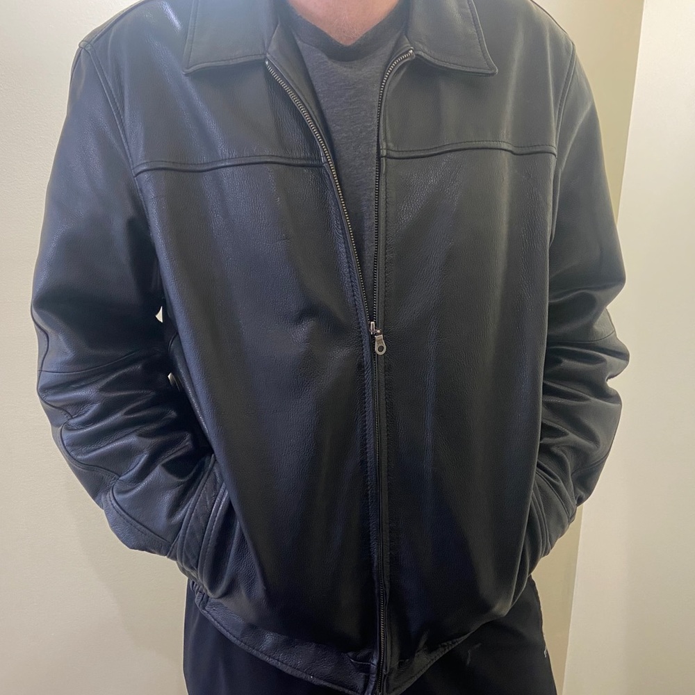 Black men’s Croft and Barrow XL leather jacket